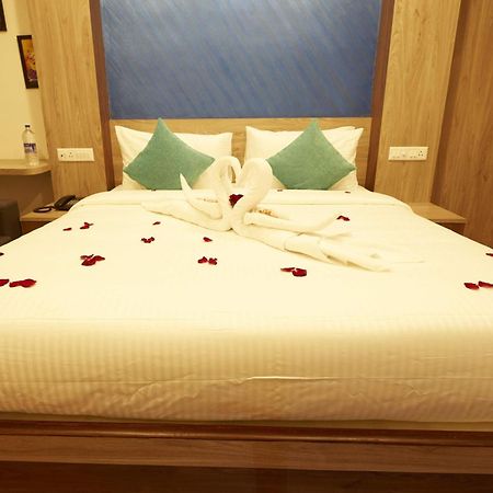 Hotel Ramtel Inn มทุราย ภายนอก รูปภาพ