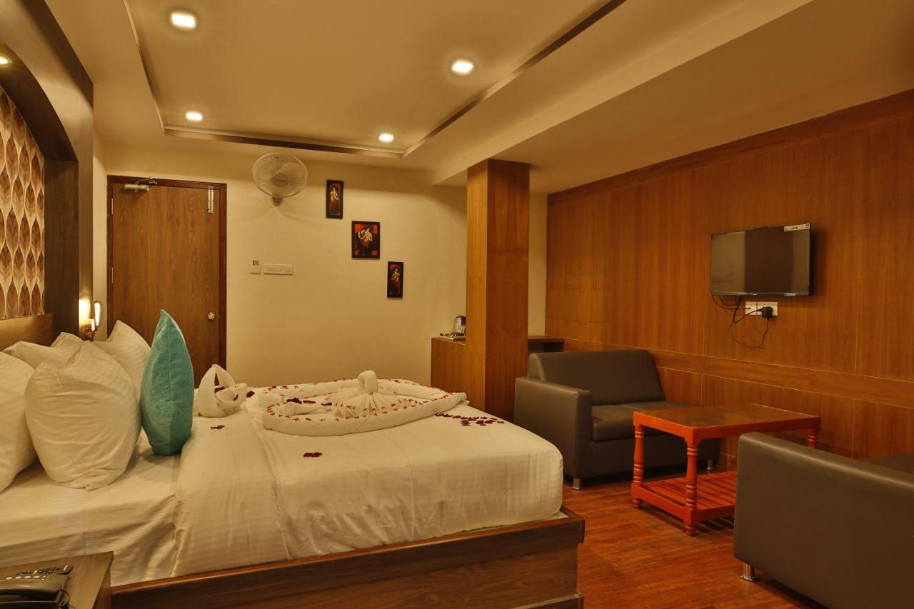 Hotel Ramtel Inn มทุราย ภายนอก รูปภาพ