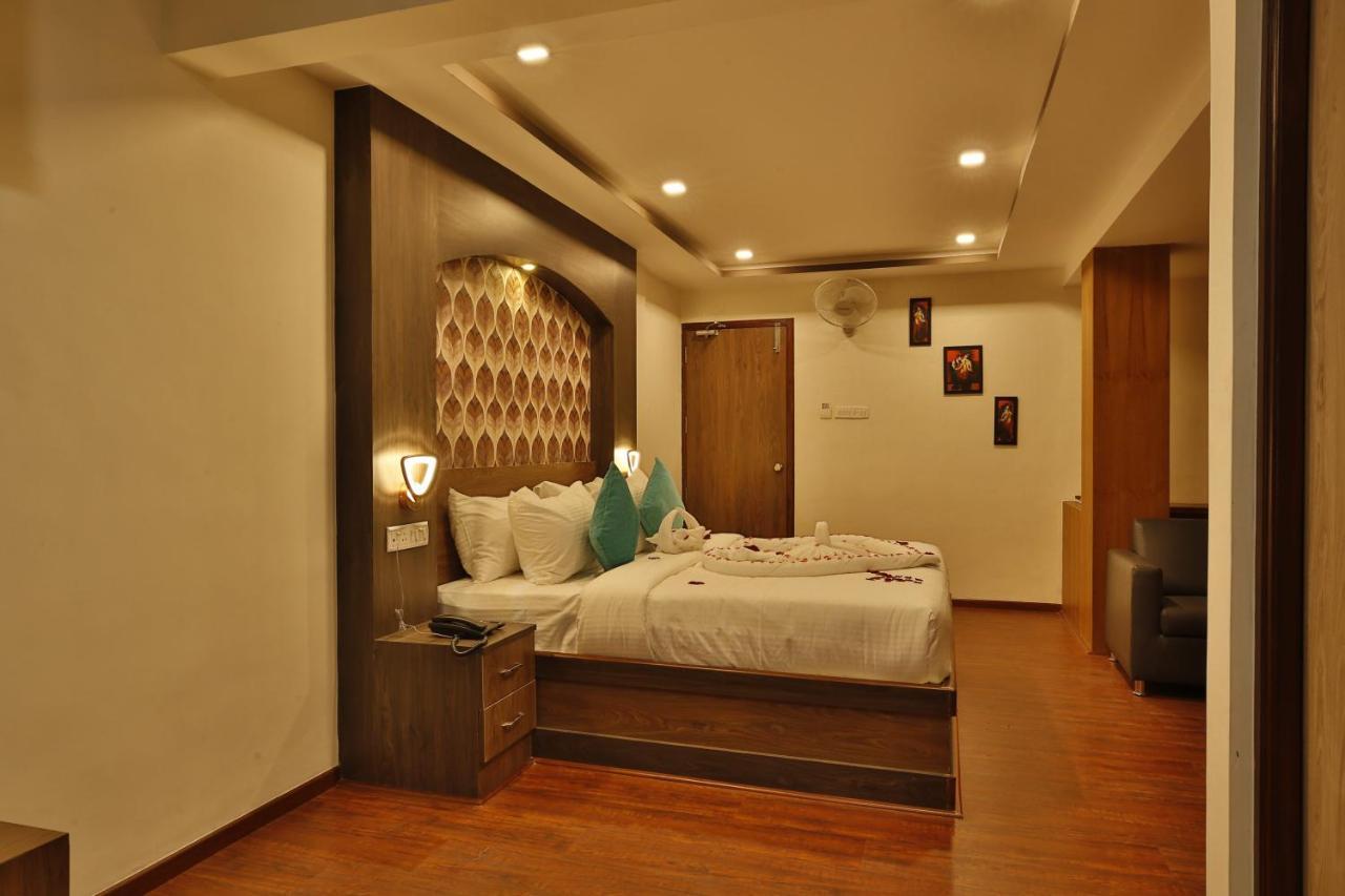 Hotel Ramtel Inn มทุราย ภายนอก รูปภาพ