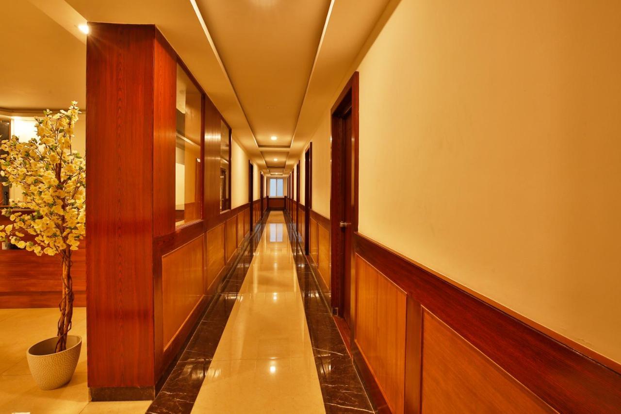 Hotel Ramtel Inn มทุราย ภายนอก รูปภาพ