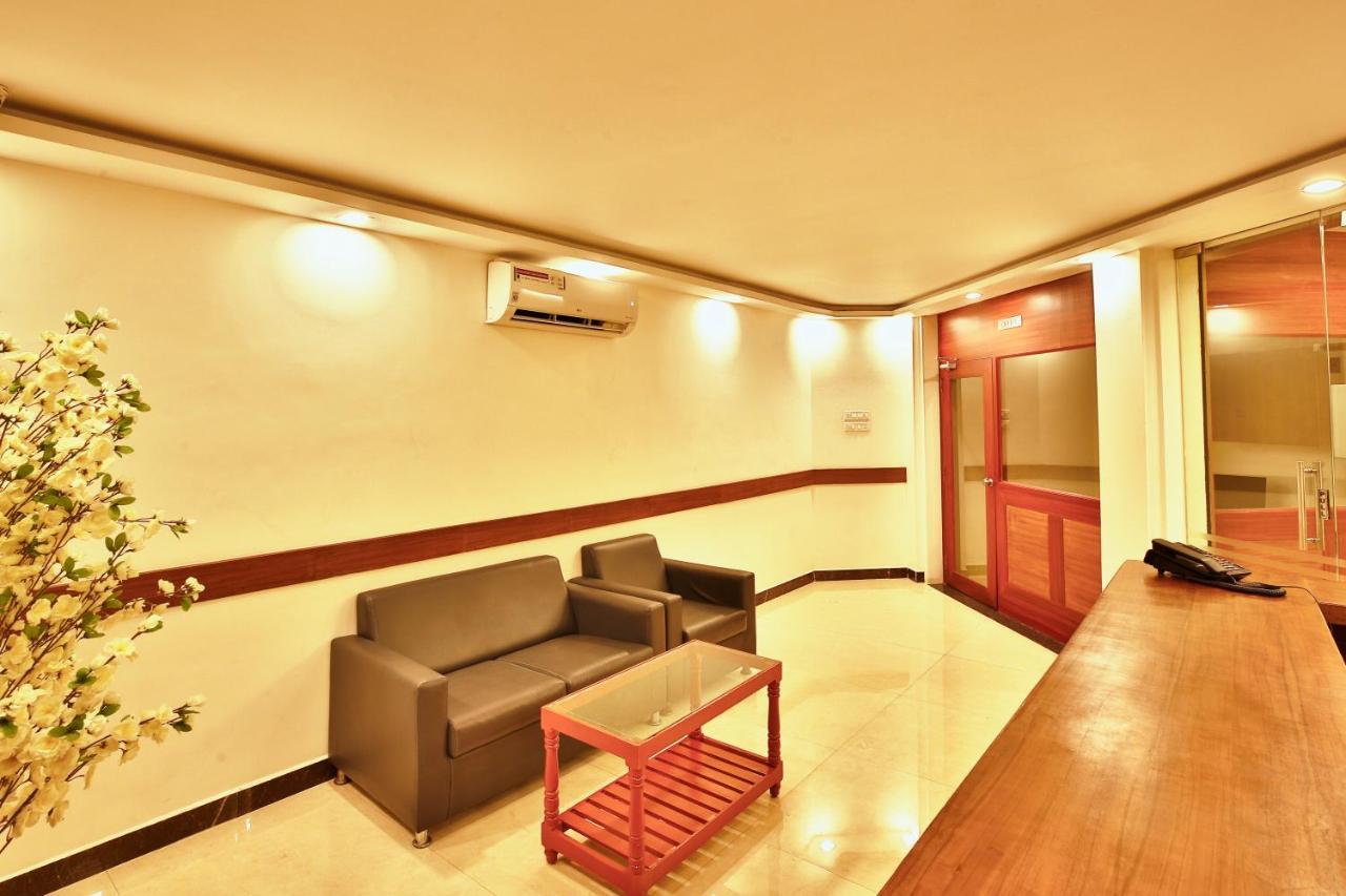 Hotel Ramtel Inn มทุราย ภายนอก รูปภาพ