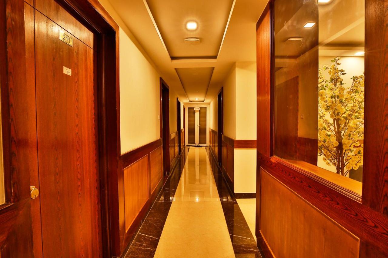 Hotel Ramtel Inn มทุราย ภายนอก รูปภาพ