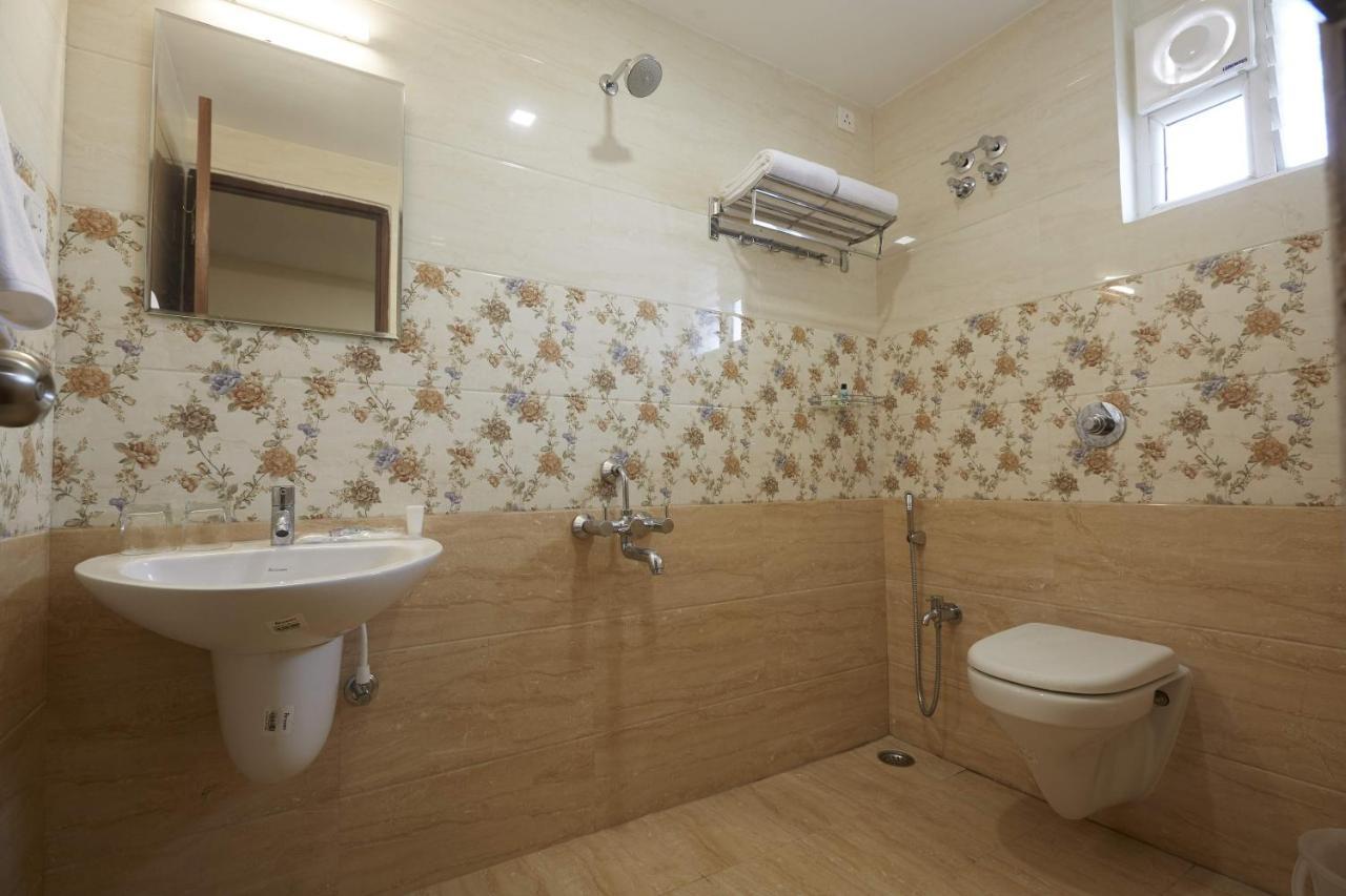 Hotel Ramtel Inn มทุราย ภายนอก รูปภาพ