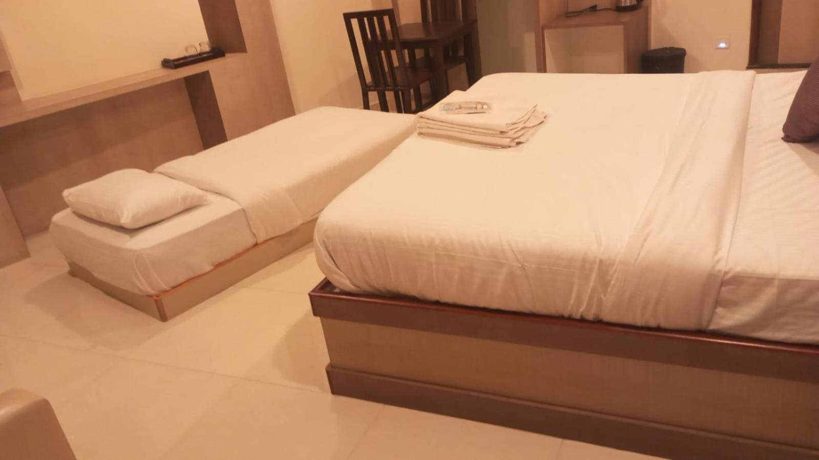Hotel Ramtel Inn มทุราย ภายนอก รูปภาพ