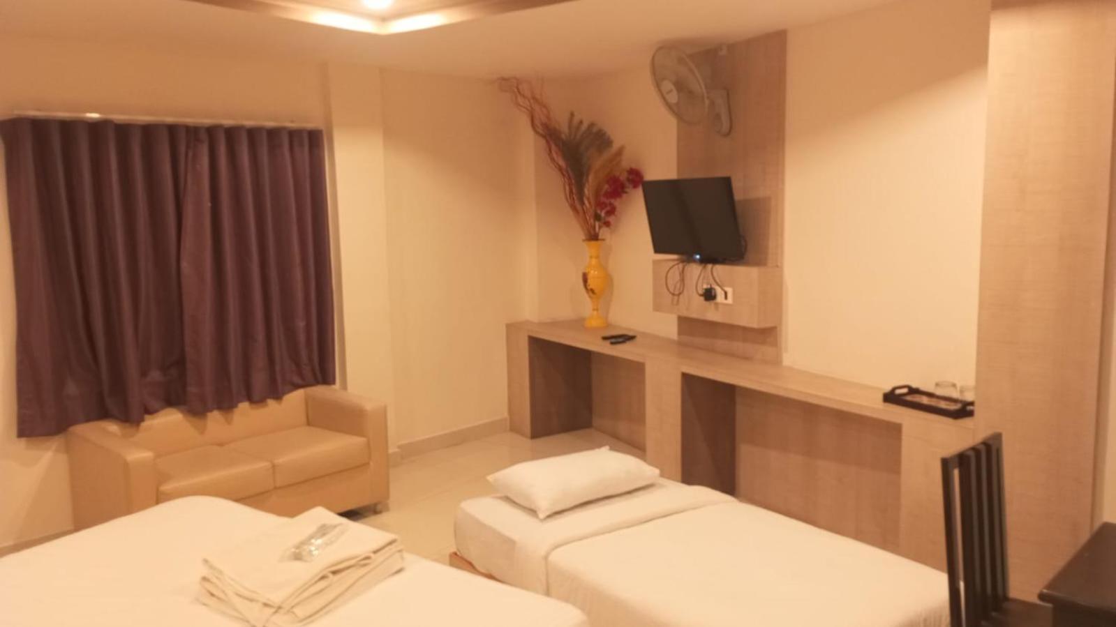 Hotel Ramtel Inn มทุราย ภายนอก รูปภาพ