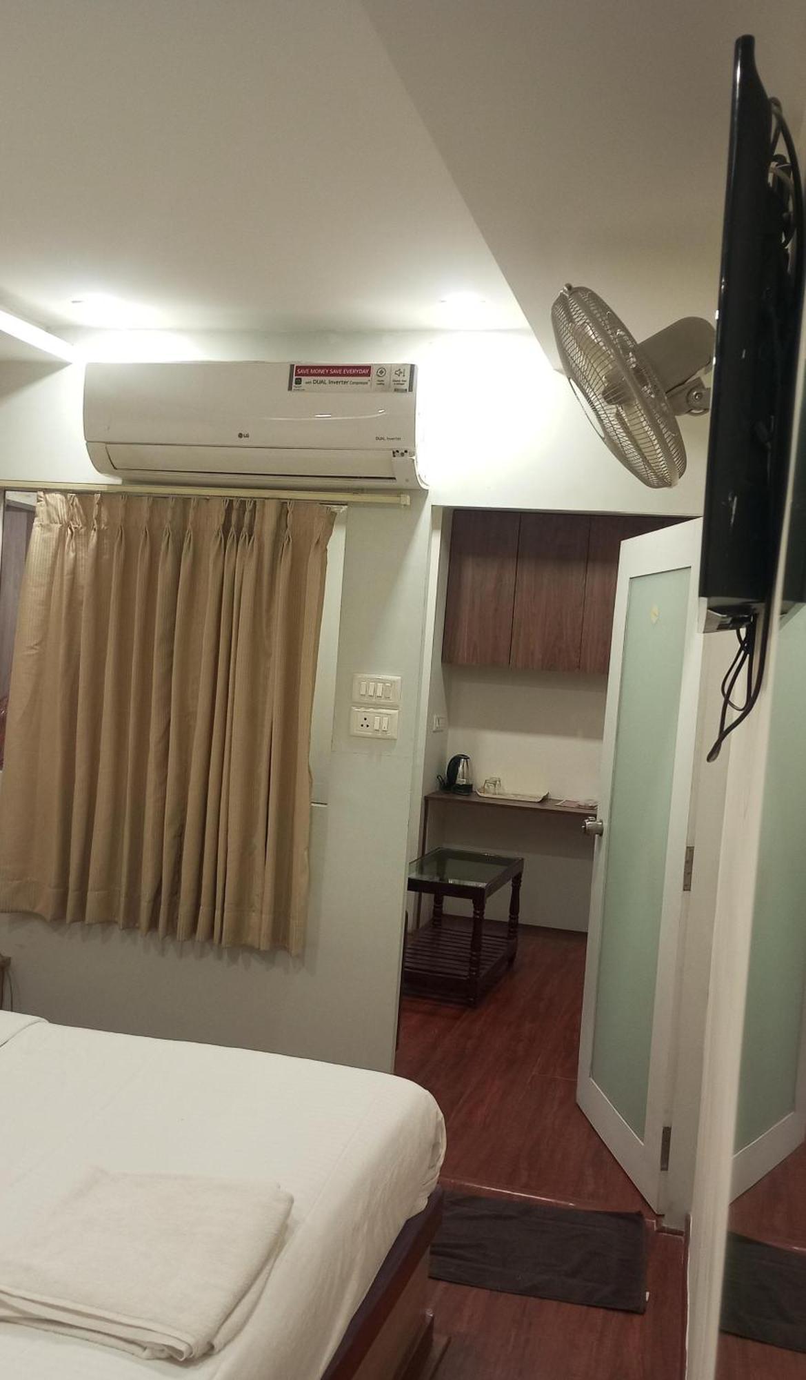 Hotel Ramtel Inn มทุราย ภายนอก รูปภาพ