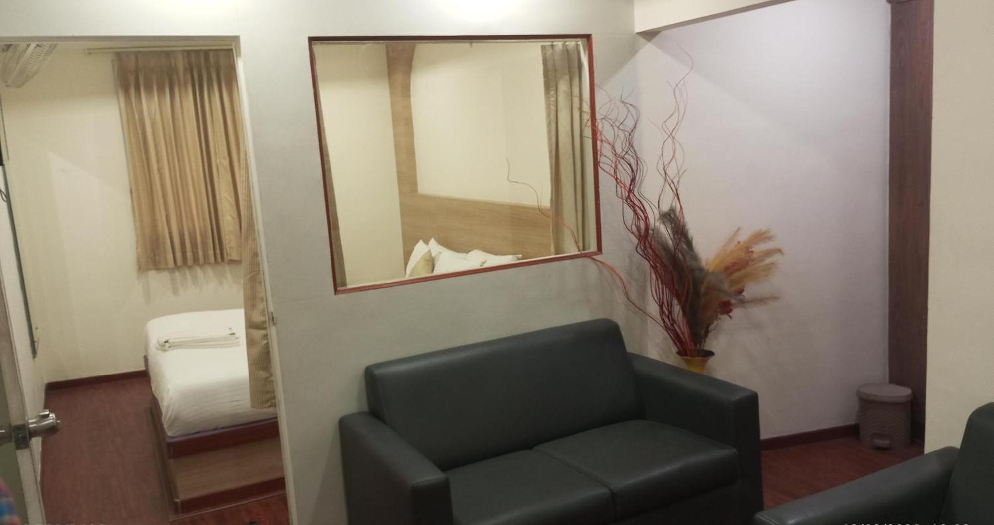 Hotel Ramtel Inn มทุราย ภายนอก รูปภาพ