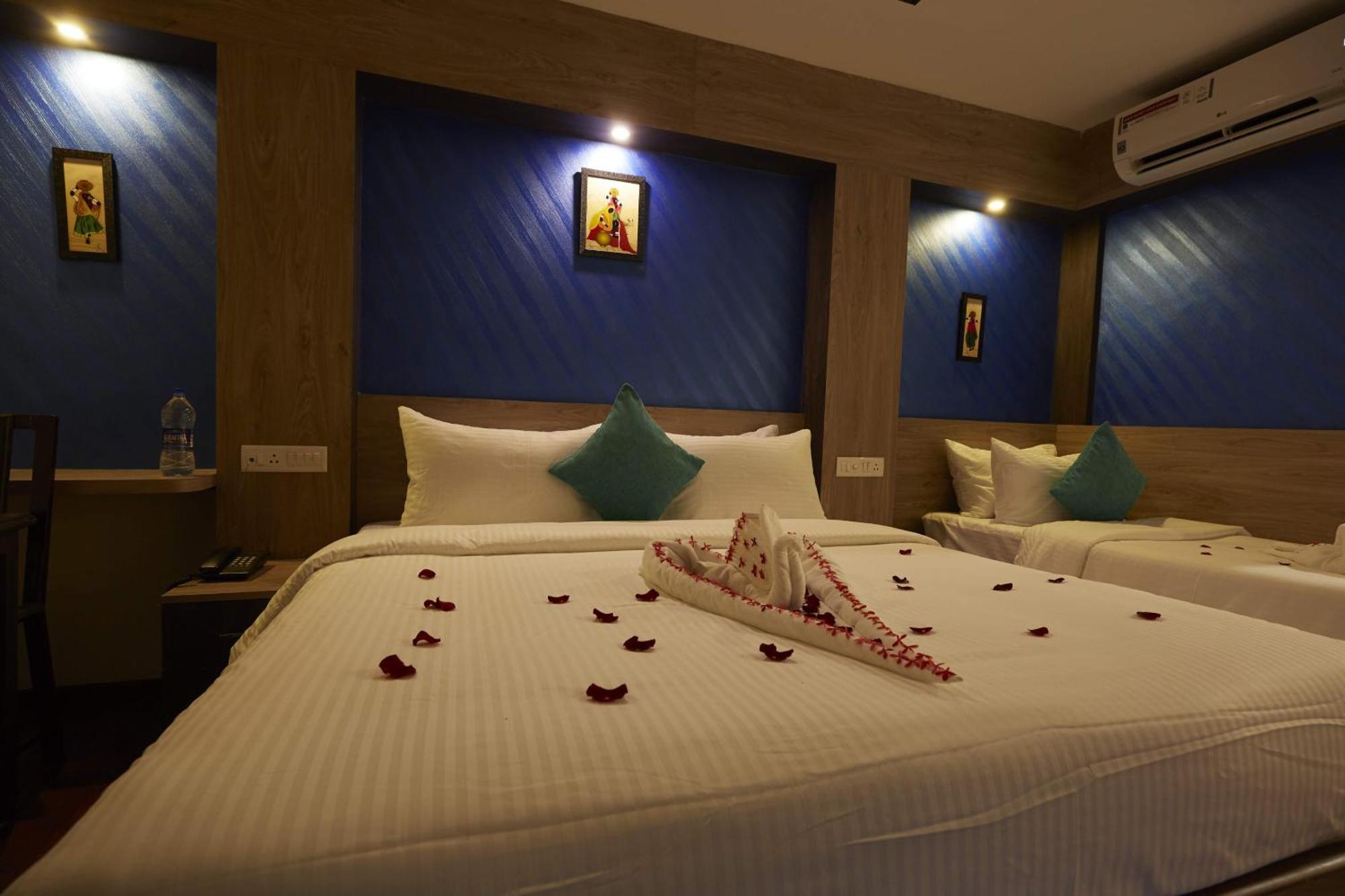 Hotel Ramtel Inn มทุราย ภายนอก รูปภาพ