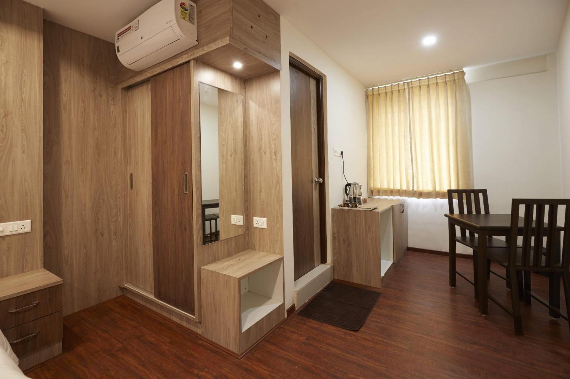 Hotel Ramtel Inn มทุราย ภายนอก รูปภาพ